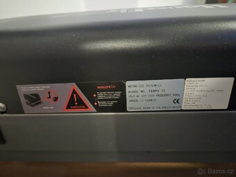 Elektrický běžecký pás Housefit - 8