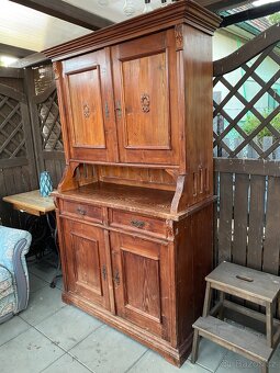 Masivní příborník - 8