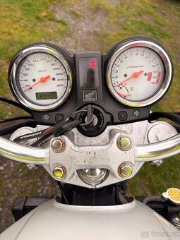 Honda cb600f - 8