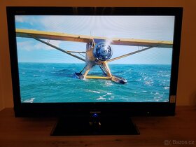 Sharp LC-32LE700E - 8