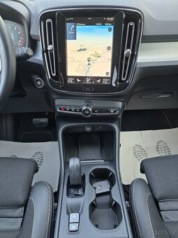VOLVO XC40 140kW T4 MOMENTUM Automat ČR 2019 LED+NAVI - DPH - 8