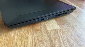 Herni notebook acer nitro 5 - 8