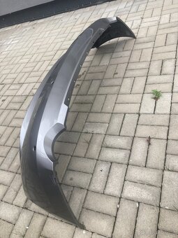 Alternátor a zadní nárazník Z4 E85 - 8