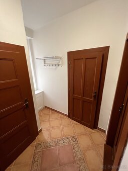 Pronájem bytu 1+kk, 37 m2, Kovářska, P9 - 8