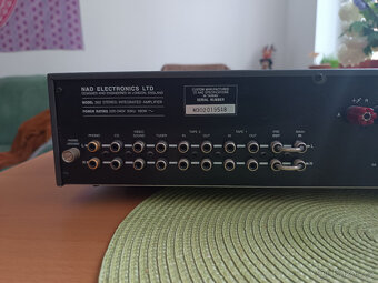 zesilovač NAD 302 - 8