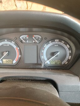 Škoda Fabia 1.2 HTP 47kw - 8