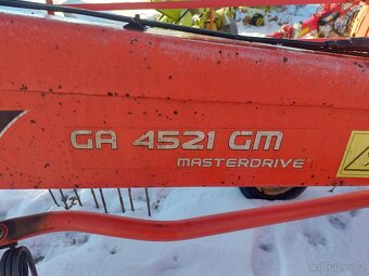Shrnovac Kuhn 4521. Lokalita Dolný Kubín .tel. +421950182194 - 8