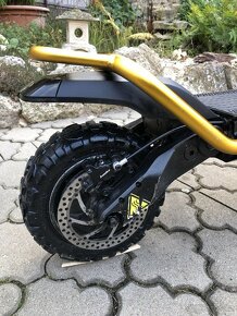 Prodám špičkovou elektrokoloběžku Kaabo Wolf King Pro - 8