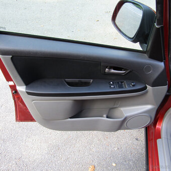 Suzuki SX4 1,5i 73kw Benzín, VELMI PĚKNÝ STAV, 2009, 114 TKM - 8