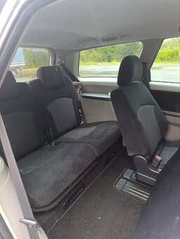 Mitsubishi Grandis 2.0DI-D 7míst 2009 rok - 8