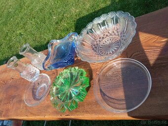 Skleněné retro,popelník, vázička, misky - 8