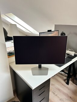 4K 32" OLED Monitor Samsung Oddyssey G8 QD-OLED - 8