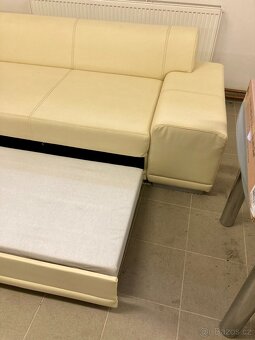 kožená rozkládacín krémová sedací souprava - 8