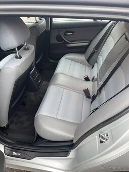 BMW e91 320d 120kw - 8