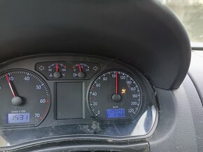 Volkswagen Polo, benzín, 1.4, 59 kW, 2008 - 8