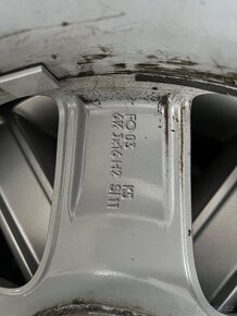 Originál sada Ford 205/55 R16 ET52,5 - 8