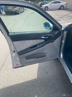 Prodám osobní vůz - Alfa Romeo 156, 1.9,JTDm16V/skvělý stav - 8