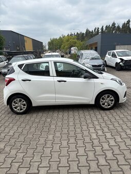 Hyundai i10, r.v.2015,1,0i/LPG, koupeno v ČR - 8