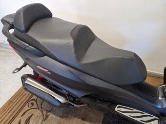 Piaggio MP3 500 hpe Zpátečka LED denní svícení 7/2021 - 8