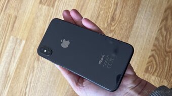 iPhone X - 8