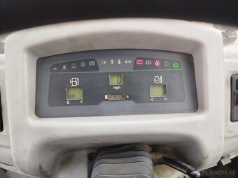 Čelní nakladač KOMATSU WA90-5 - 8