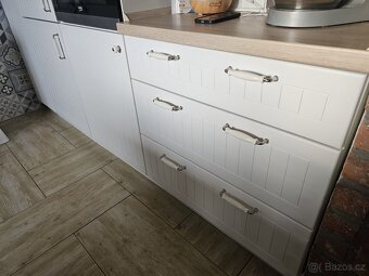 [REZERVACE]Kompletní kuchyně ve venkov stylu vč. spotřebičů - 8