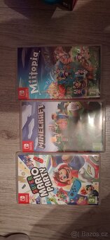 Prodám Nintendo Switch + 3 super hry + Pro Controller 🎮 - 8