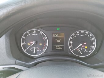 Škoda Octavia 2 kombi; 1.6 MPI; r.v 2011 - 8