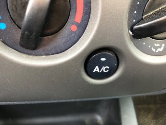 Ford Fusion 1.4 benzin 59kw - 8