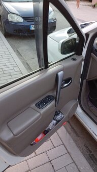 Renault Scénic 1.5 dci,60 kW, 2003 - 8