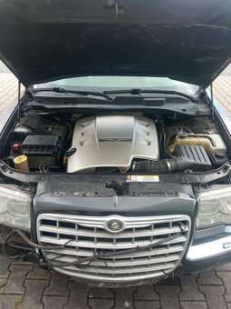 Chrysler 300C - 8