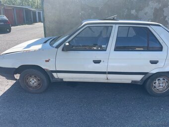 Skoda favorit LS - 8