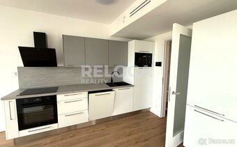 1+KK 43m2+23m2 terasa, Praha 13 Stodůlky, Hábova, ještě neby - 8