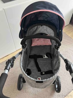 Kočárek na panenku zn. Chic - téměř nový - 8