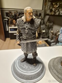 SOCHY NETFLIX - WITCHER - KOMPLETNÍ SÉRIE - 8