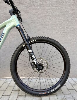 FOCUS Jam 6,9 - L - 8