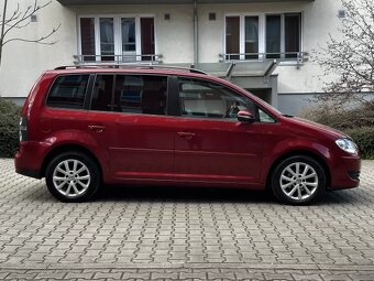 Volkswagen Touran 1.4 TSI 103kW Freestyle Navi Xenony 7 míst - 8