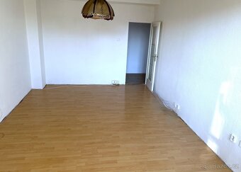 Prodej 3+1 dr, Ostrava - Poruba, ul. Moyzesova, zaskl.balkon - 8