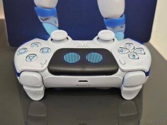 OVLADAČ PS5 LIMITOVANÁ EDICE / ASTRO BOT - 8