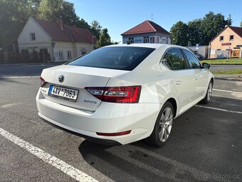 Škoda Superb III 2,0 TDI 110 kW Style - 8