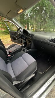 Golf 4 1.6 fsi 81kw - 8
