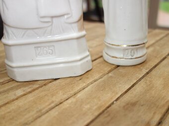 Dvě sošky - Panenka Marie Lourdská č. 2 - 8