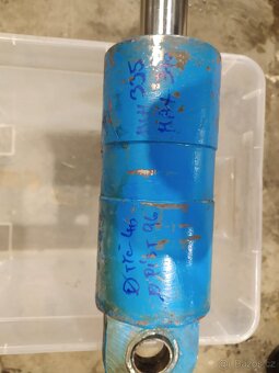 Hydraulicka sestava ze zubařského křesla - 8