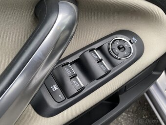 Ford Mondeo 2.0 TDCi ,  103 kW nafta, 2011 - 8