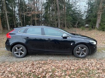 Volvo V40 D2, R-desing - 8