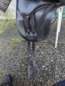 Prodám NOVÉ drezurní sedlo Thorowgood T4 17,5"/2 - 8