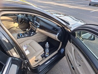 BMW F11 520 - 8