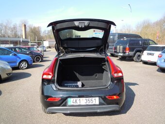 Volvo V40 D2 2.0D 88kw(120hp) r.v.11/2016 ČR - 8