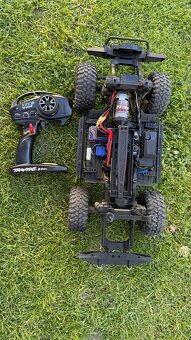 Traxxas TRX-4 Defender 1:10 RTR - 8