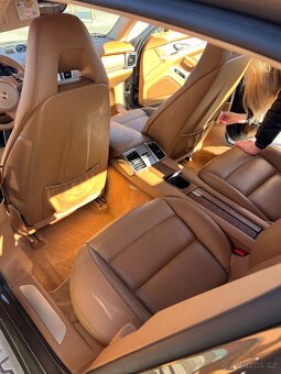 Porsche Panamera - 8